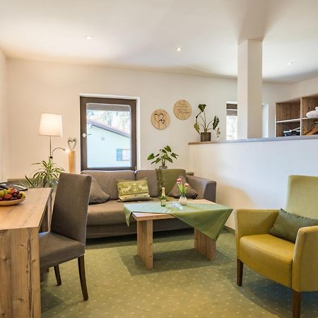Landhotel Gockelwirt Eisenberg  Extérieur photo