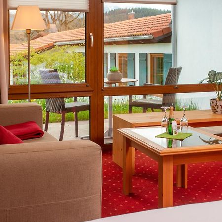 Landhotel Gockelwirt Eisenberg  Extérieur photo