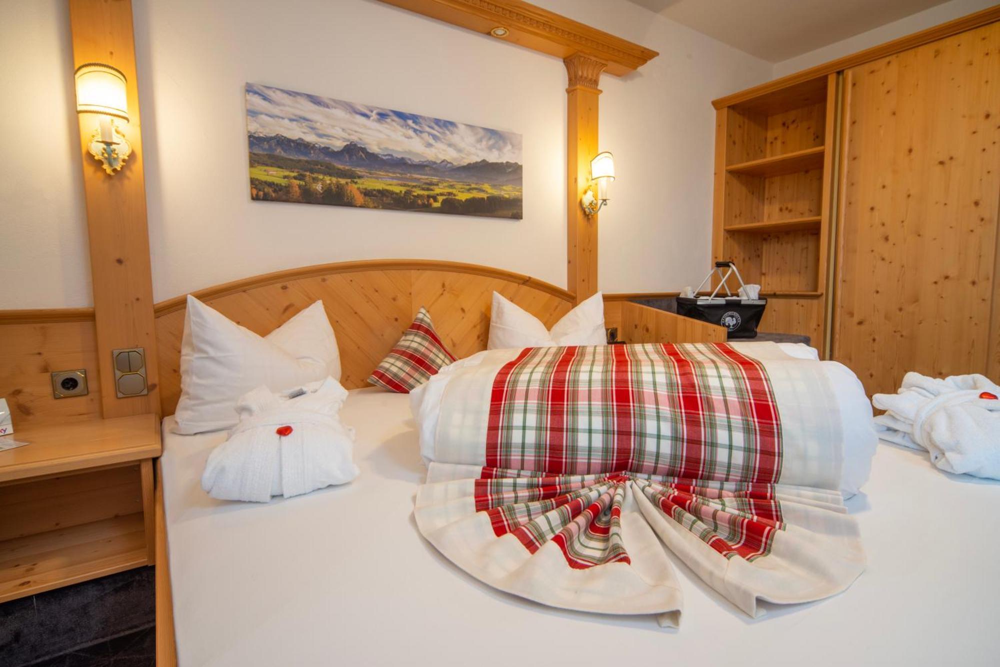 Landhotel Gockelwirt Eisenberg  Extérieur photo