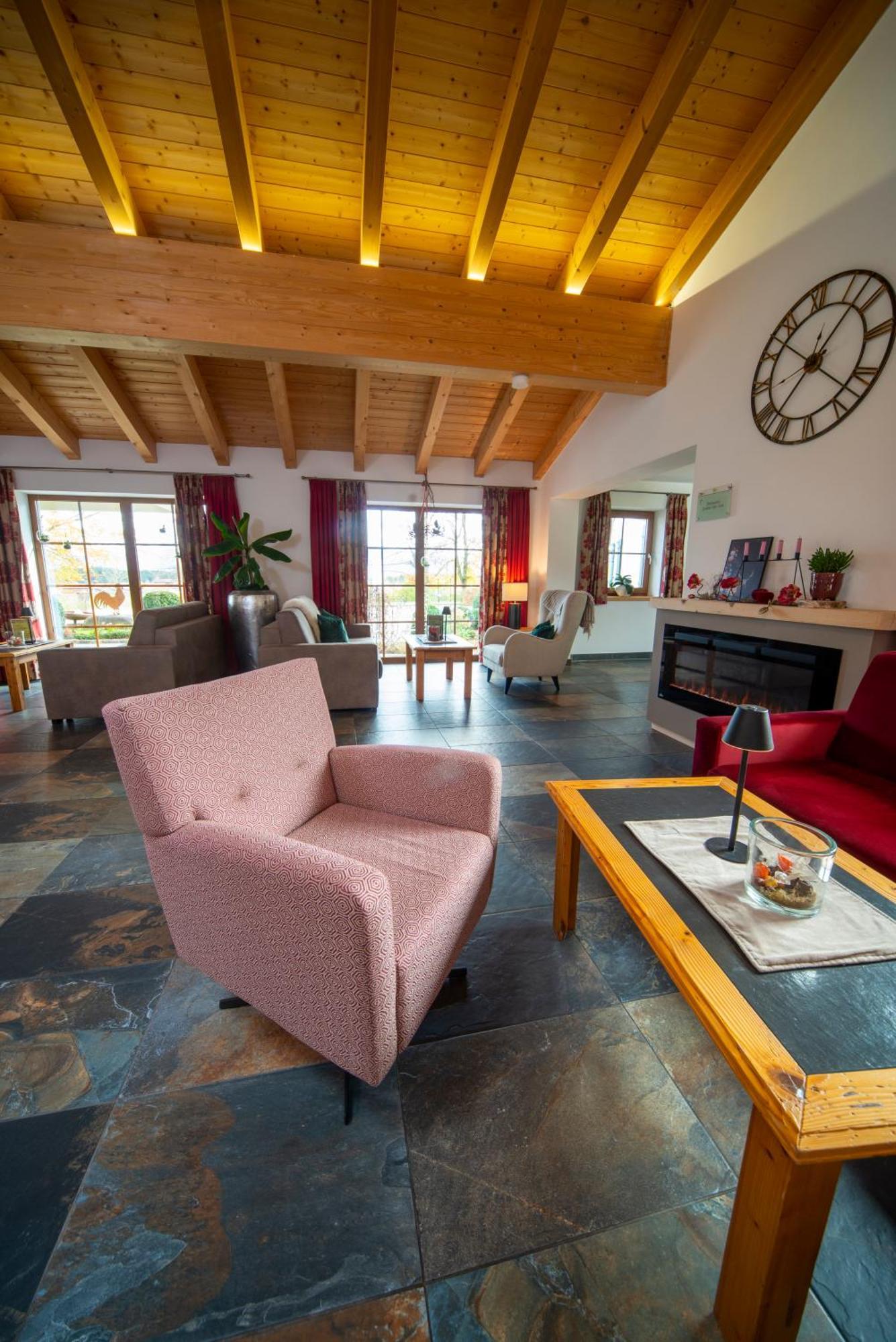 Landhotel Gockelwirt Eisenberg  Extérieur photo