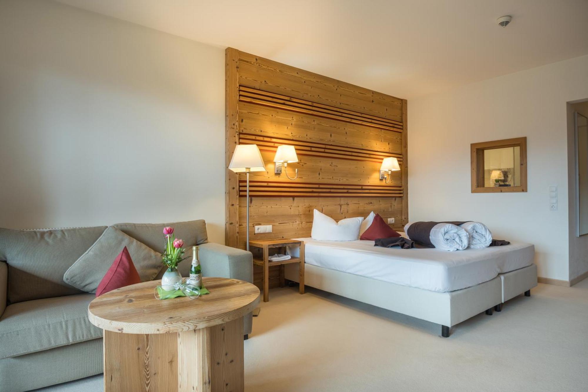 Landhotel Gockelwirt Eisenberg  Extérieur photo