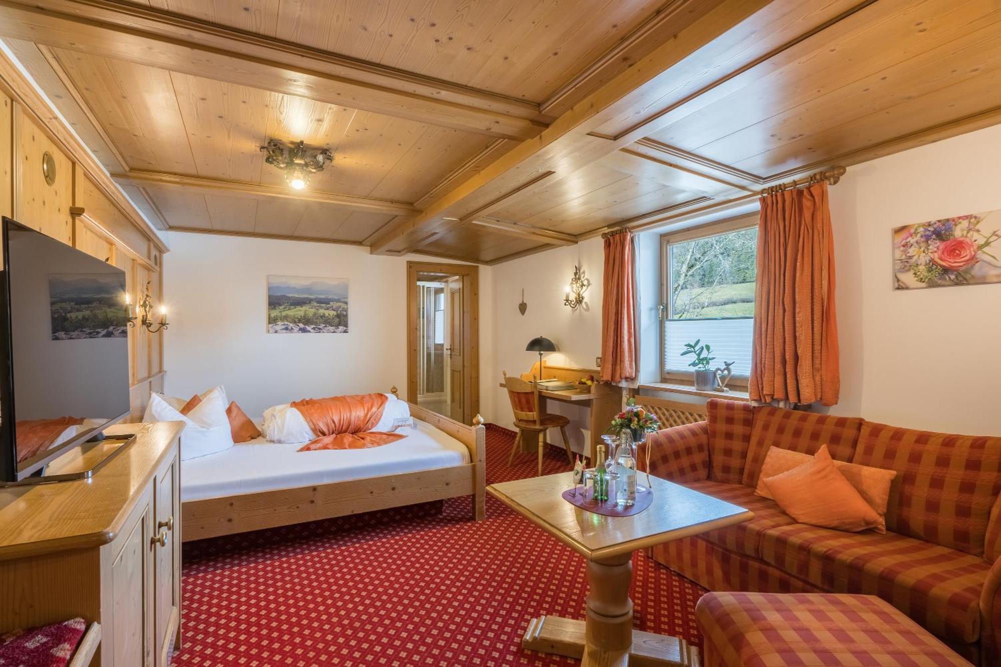 Landhotel Gockelwirt Eisenberg  Extérieur photo