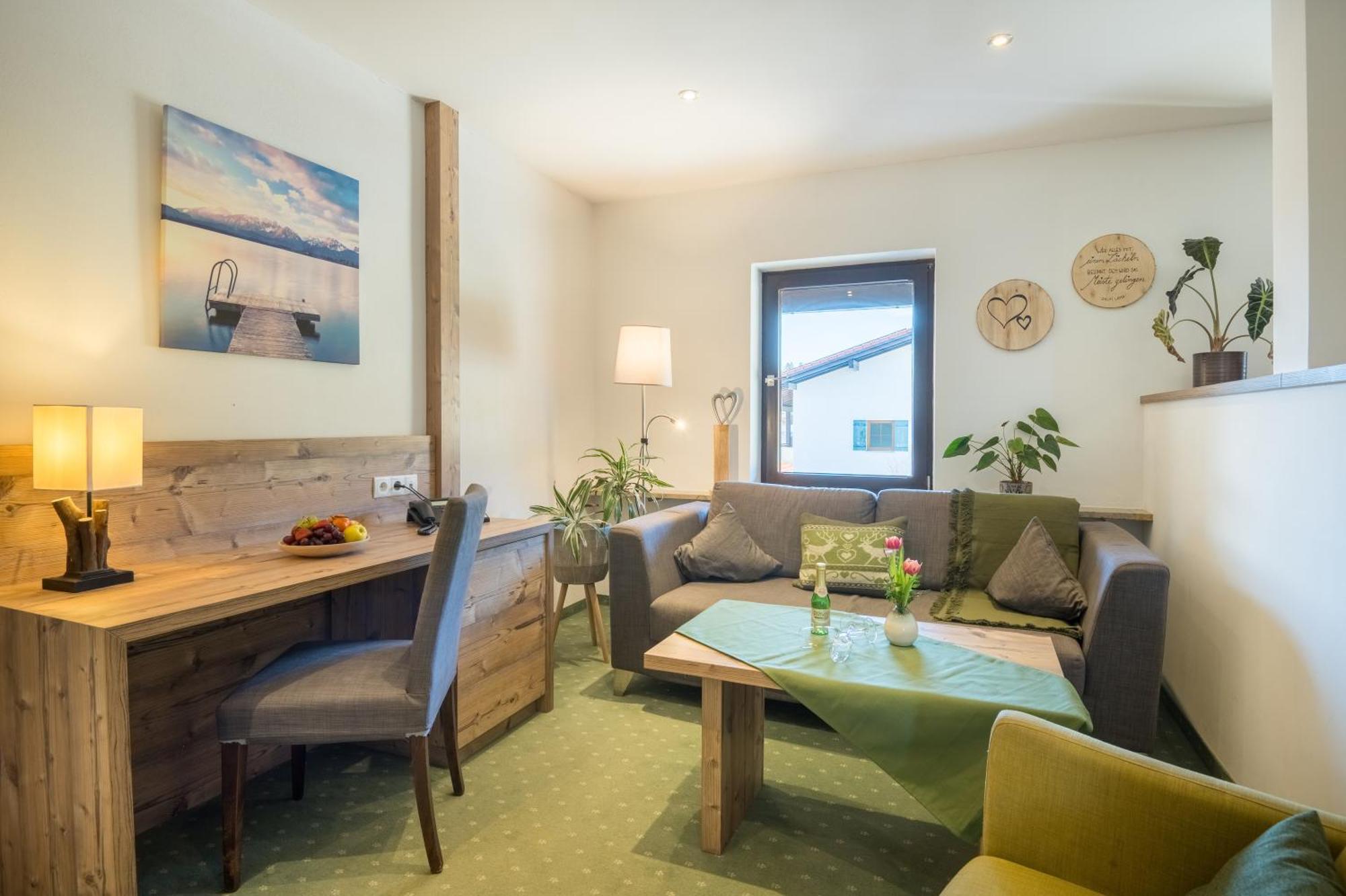 Landhotel Gockelwirt Eisenberg  Extérieur photo