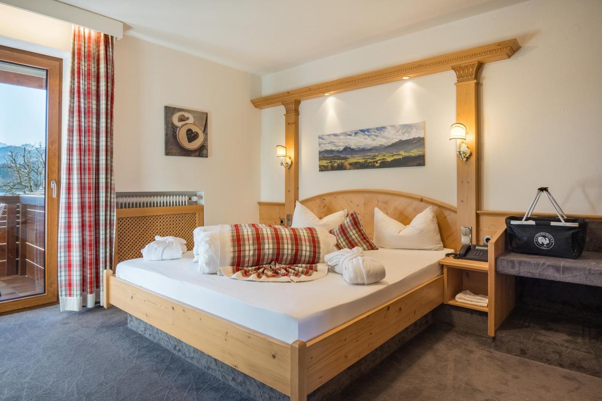 Landhotel Gockelwirt Eisenberg  Extérieur photo